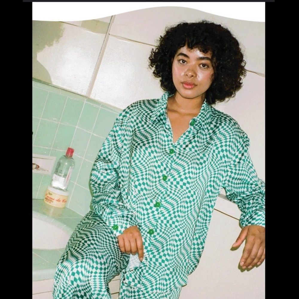 Lisa says gah bailey checkered button down top green